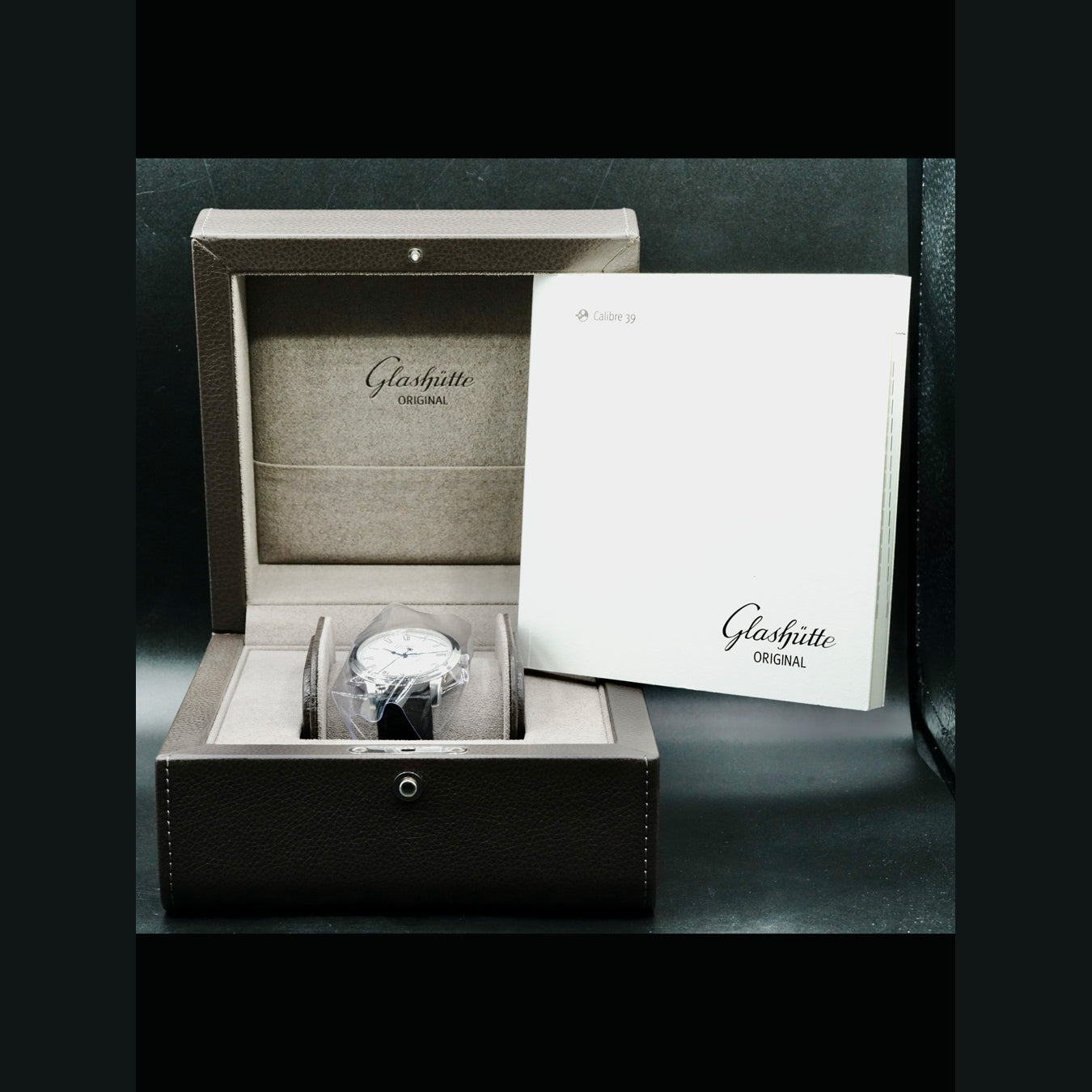 Glashutte Original Senator Automatic 1-39-59-01-02-04