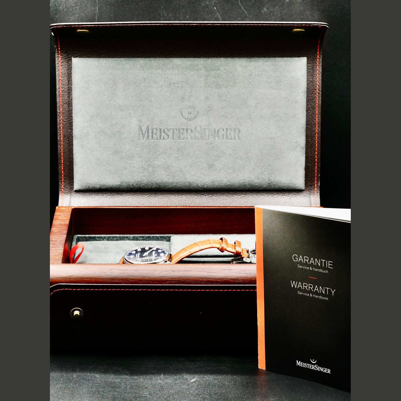 MeisterSinger Circularis Automatic Sunburst Blue CC908