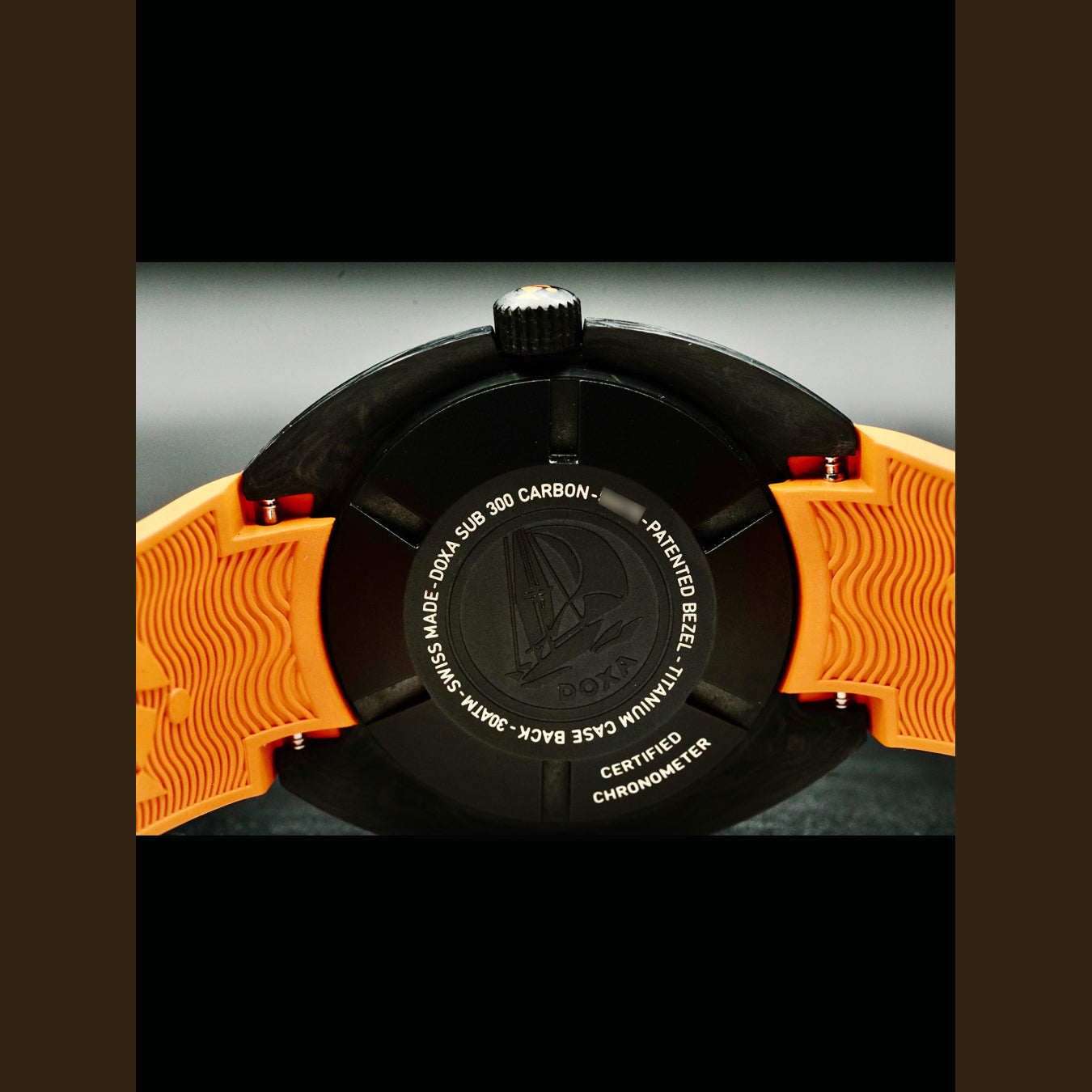 Doxa Sub 300 Sharkhunter 822.70.101.20