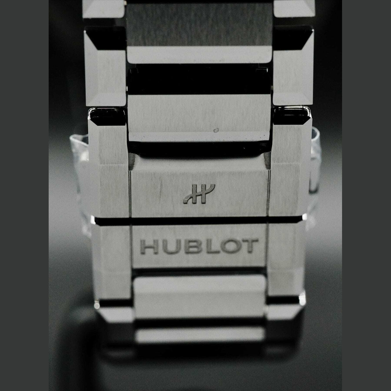 Hublot Big Bang Integral All Black 451.CX.1140.CX