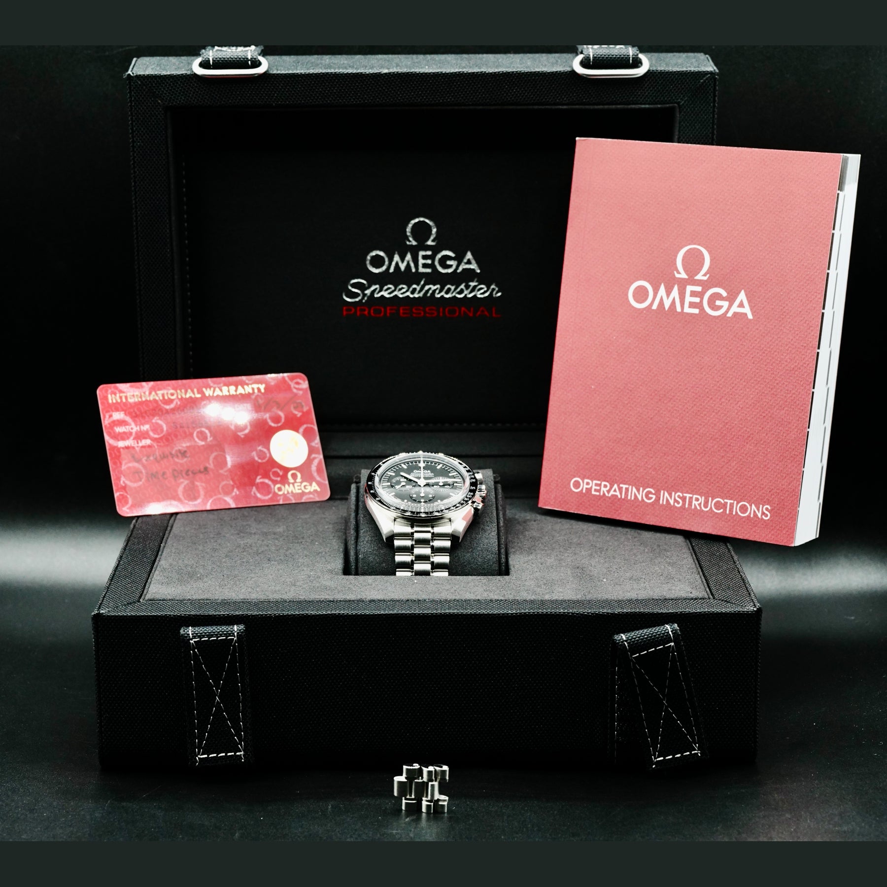 Omega Speedmaster Moonwatch Professional Master Chronograph 310.30.42.50.01.002