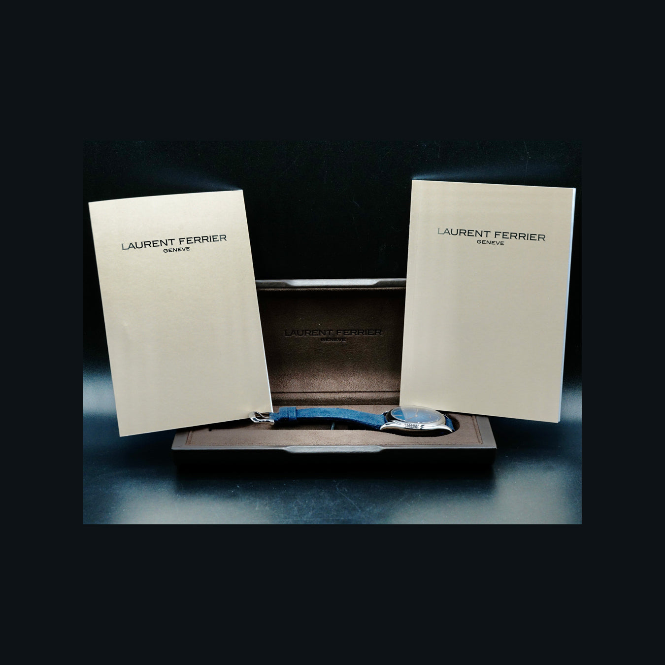 Laurent Ferrier Classic Origin Blue LCF036.TI.CG.1