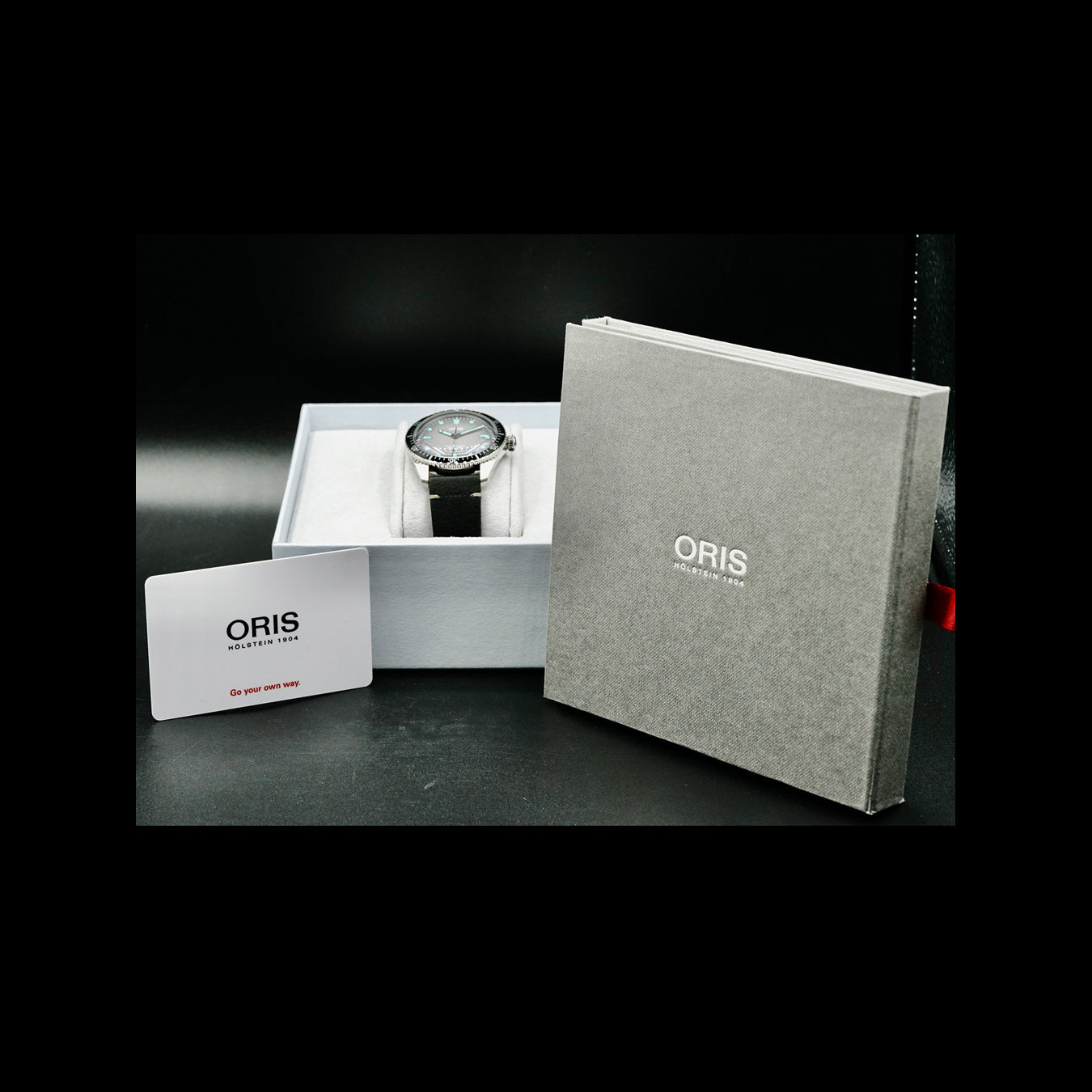 Oris Diver Sixty Five 40mm Grey Dial 01 733 7707 4053