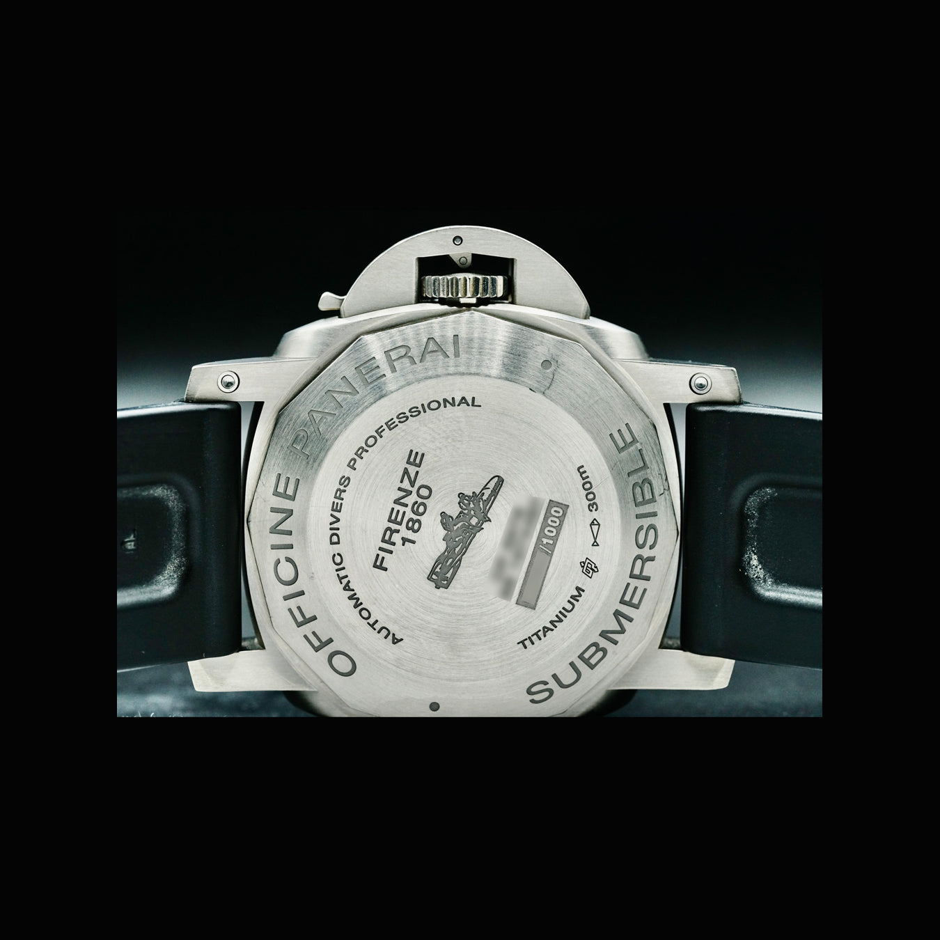 Panerai Submersible Destro Titanium PAM00569