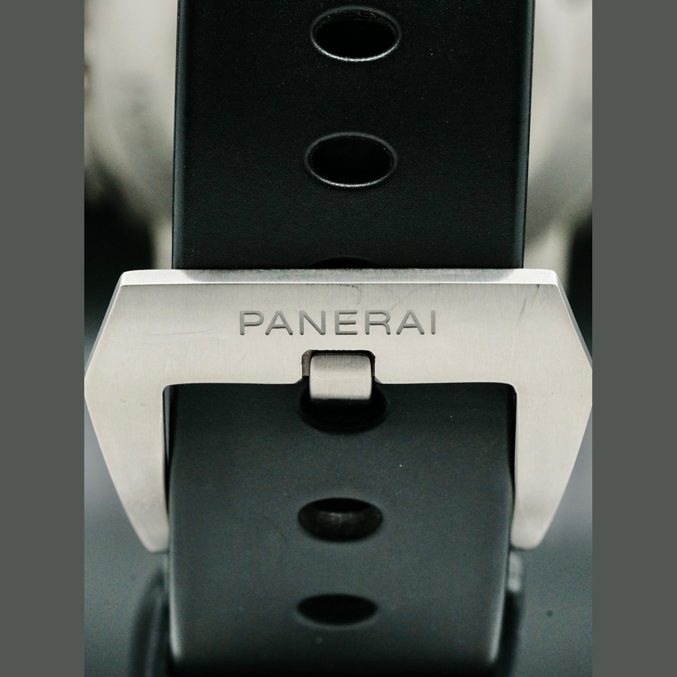 Panerai Submersible Destro Titanium PAM00569