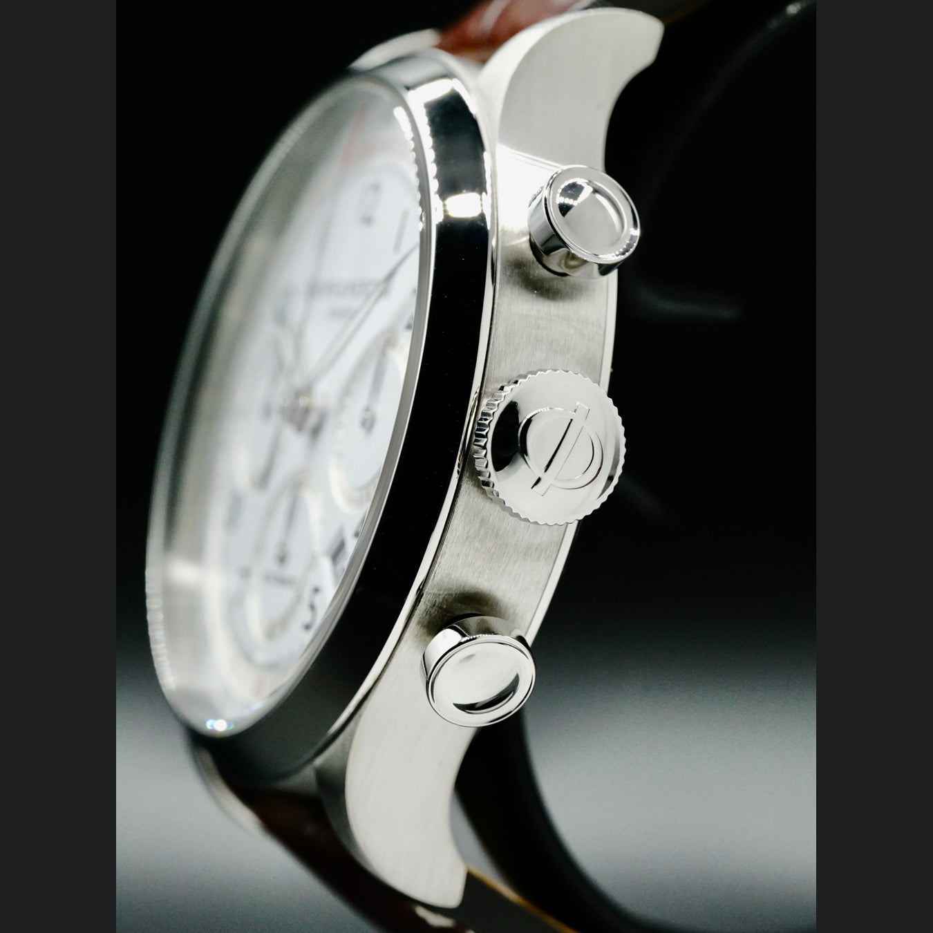 Baume and Mercier Capeland Chronograph White dial MOA10082