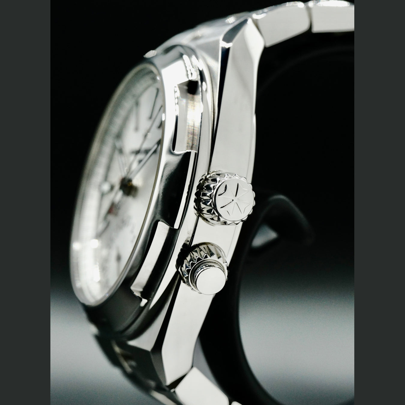 Vacheron Constantin Overseas Dual Time Stainless Steel 7900V/110A-B333