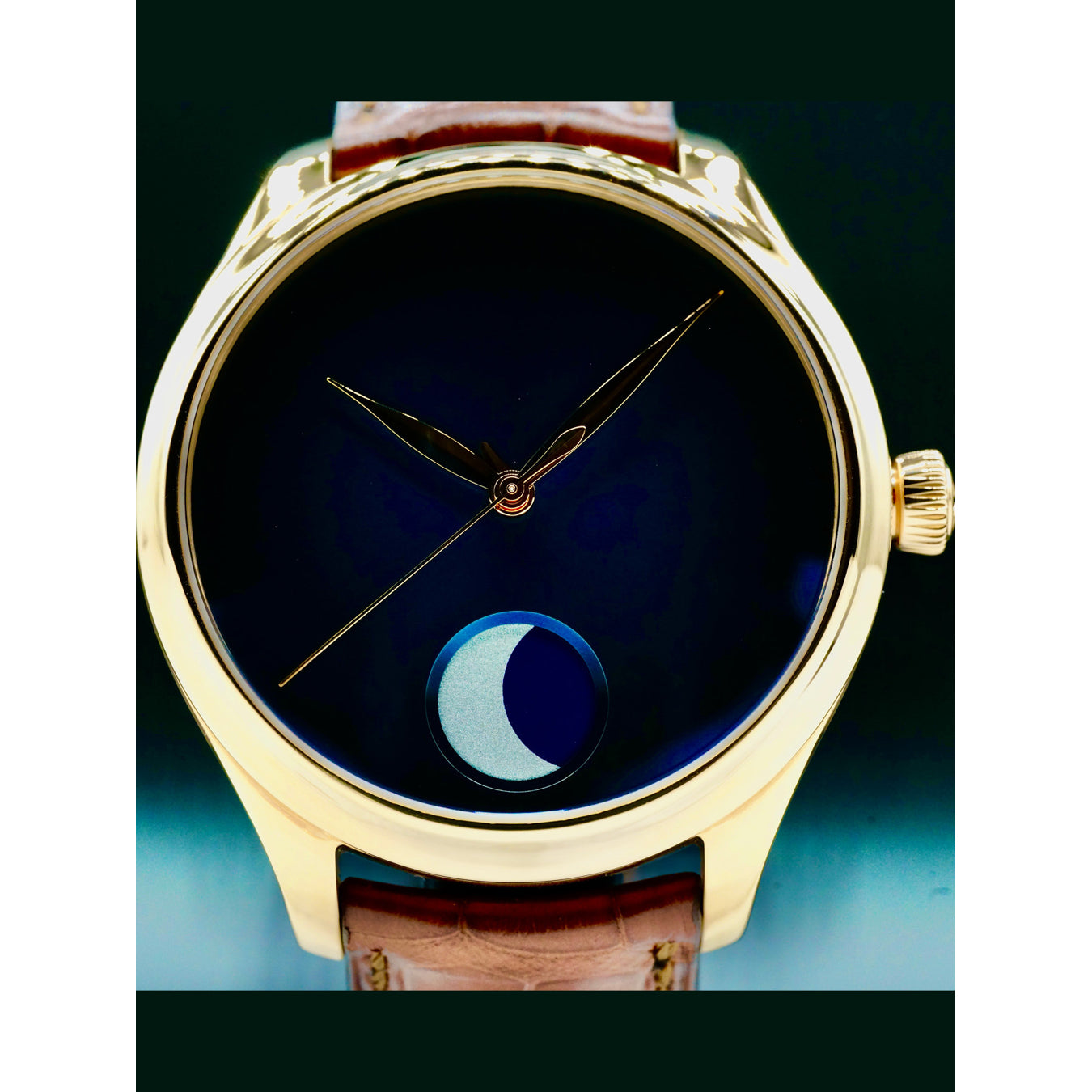 H. Moser & Cie. Endeavour Perpetual Moon 1801-0400