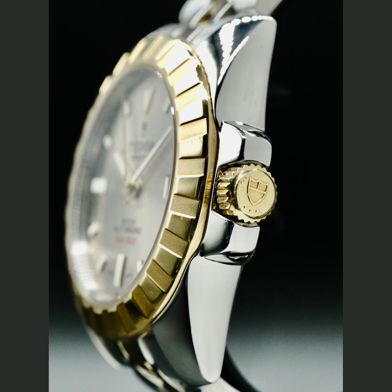 Tudor Classic Date 20013