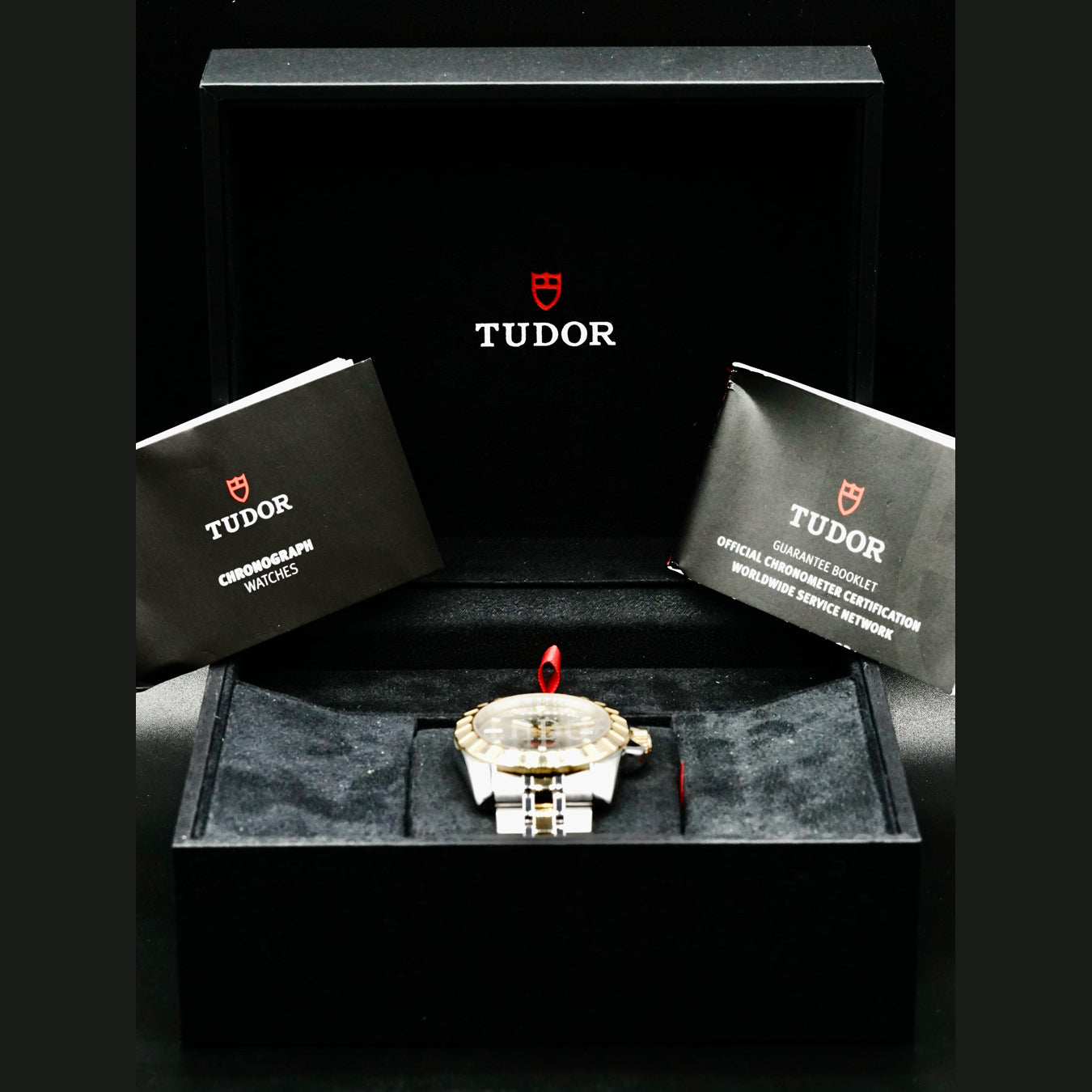 Tudor Classic Date 20013