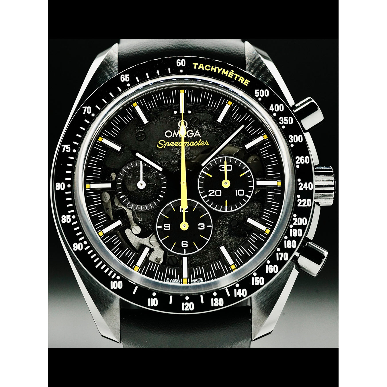 Omega 311.92.44.30.01.001 Speedmaster Moonwatch Dark Side of the Moon Apollo 8