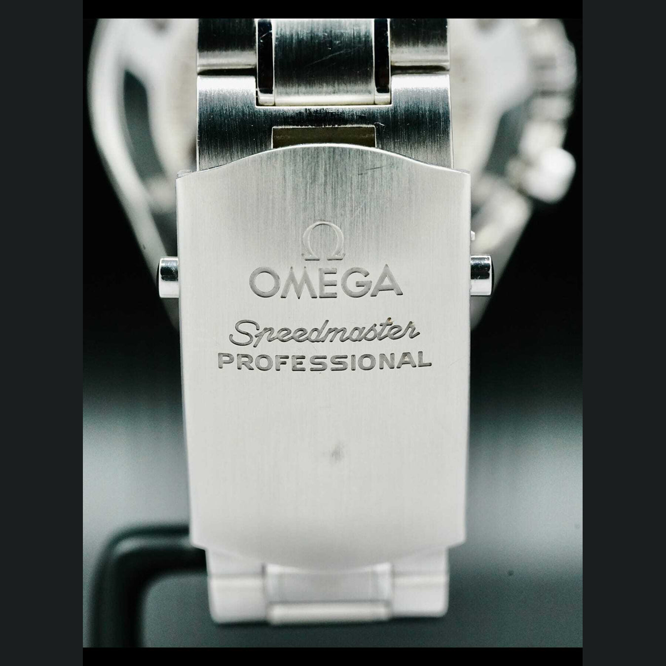 Omega 311.30.42.30.01.004 Speedmaster Moonwatch TinTin