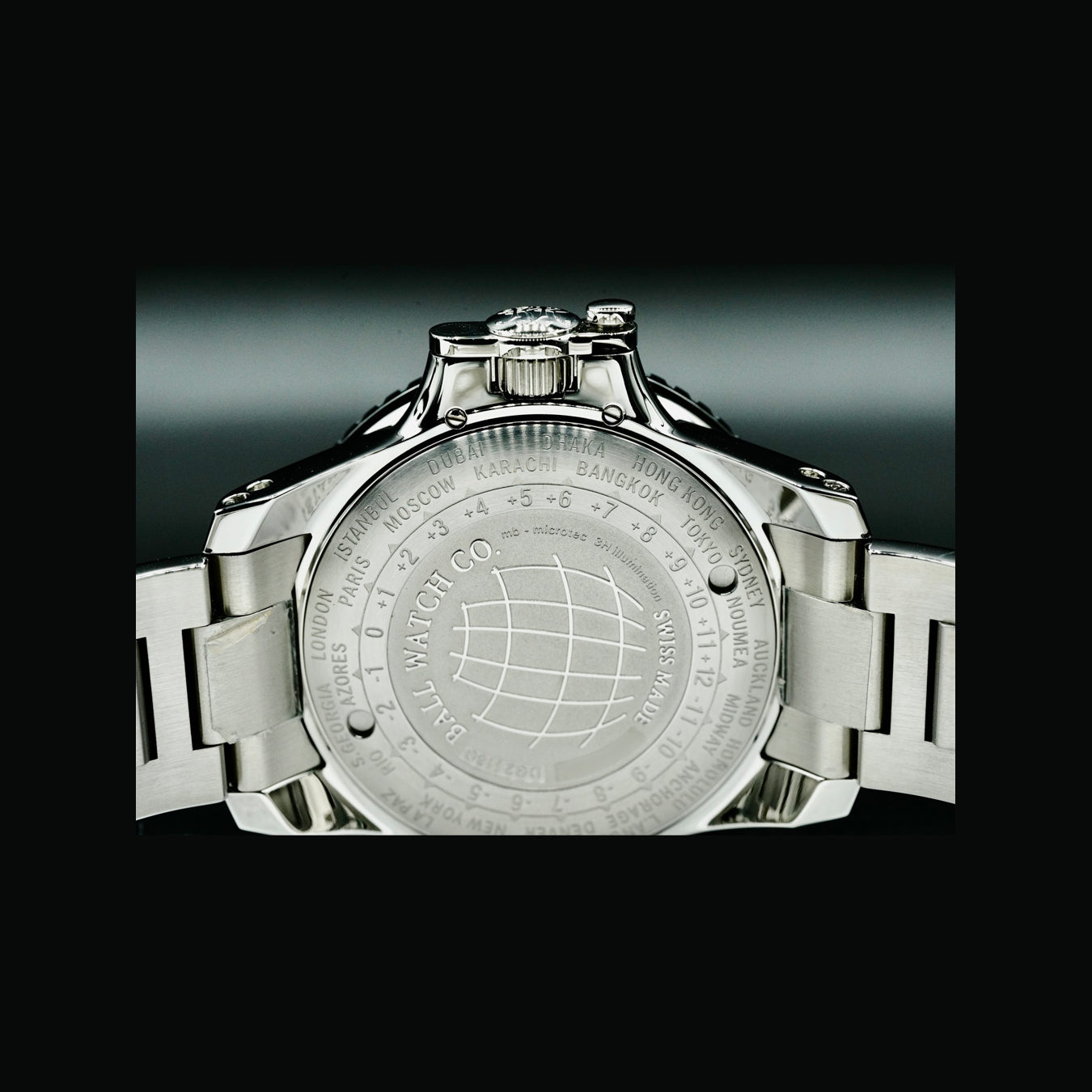 Ball Engineer Hydrocarbon AeroGMT II 40mm DG2118C-S11C-BK