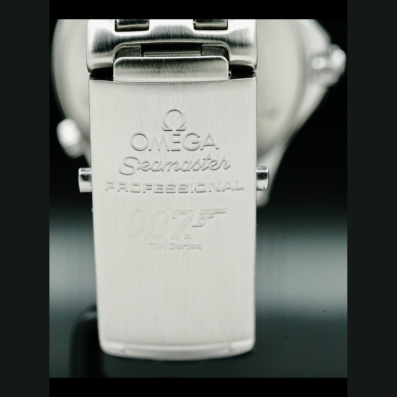 Omega 2537.80.00 Seamaster James Bond 40 Years Limited Edition