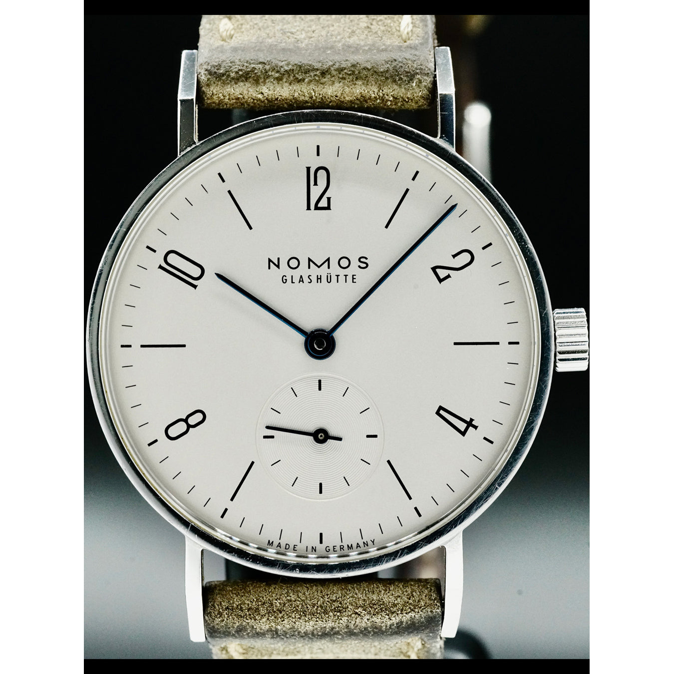 NOMOS Glashütte Tangente 33