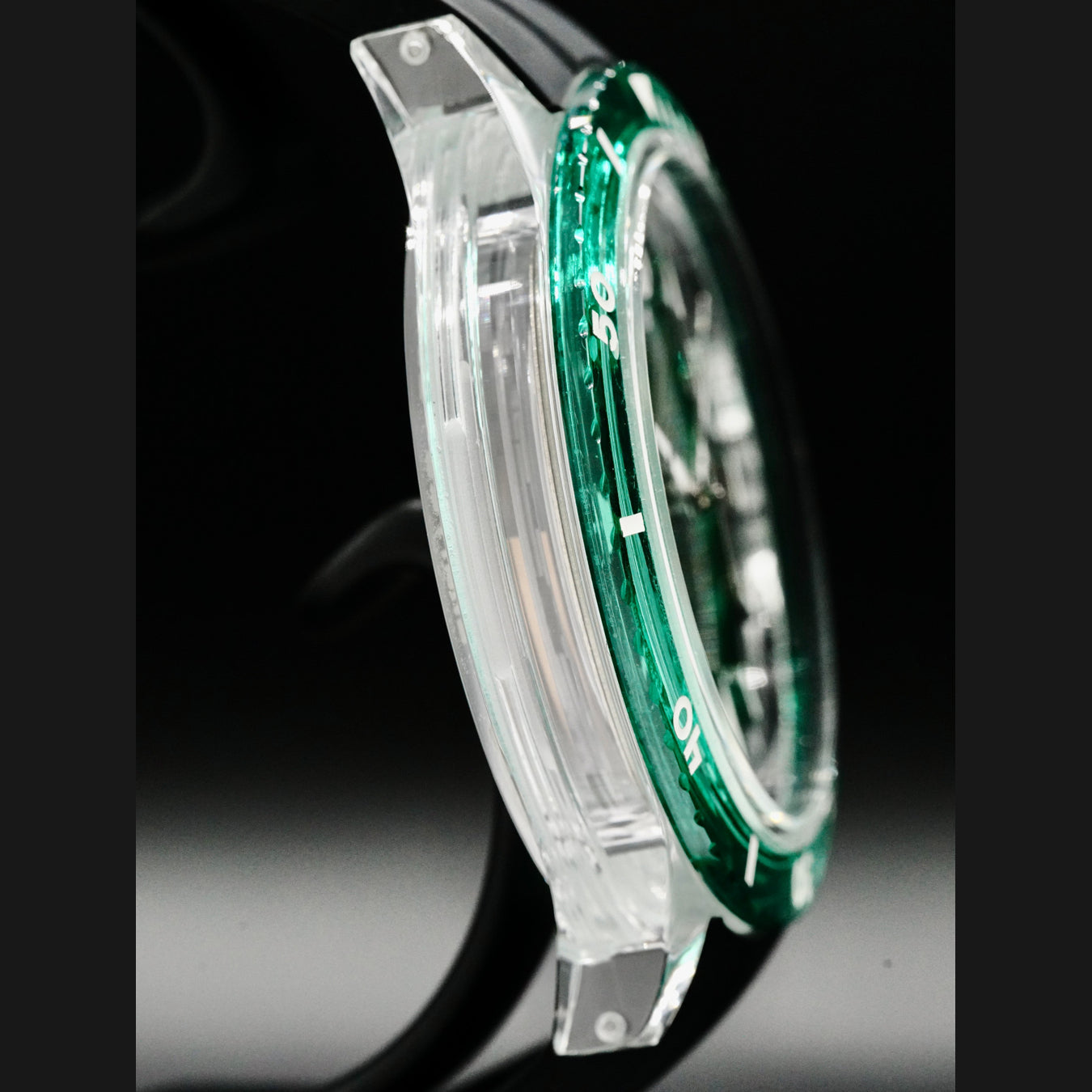 ArtyA Diver Crystal Green Smoke Green Bezel