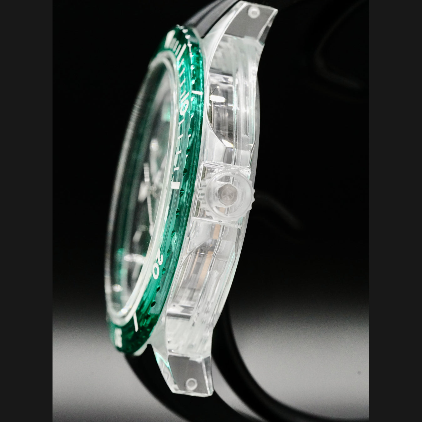 ArtyA Diver Crystal Green Smoke Green Bezel