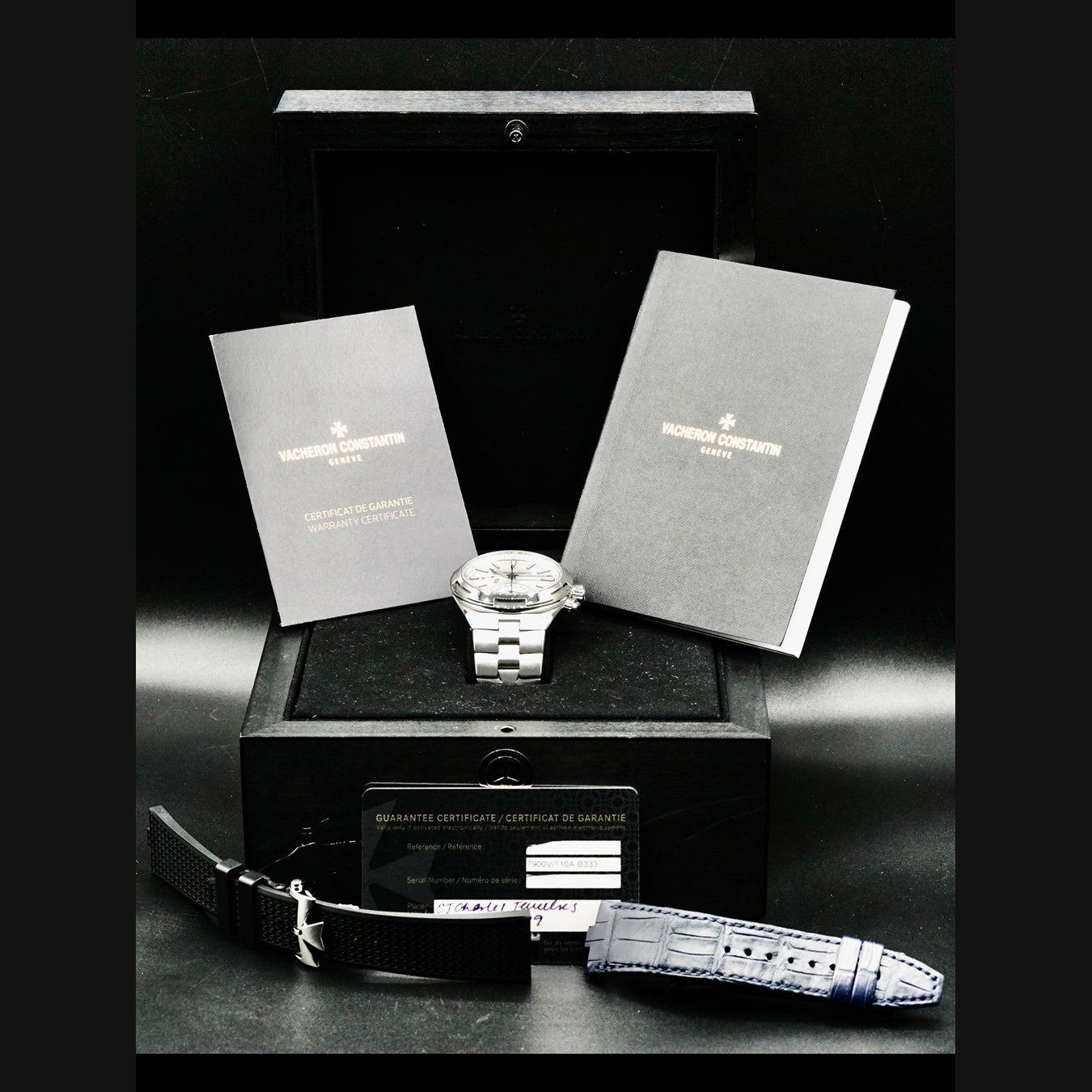 Vacheron Constantin 7900V/110A-B333 Overseas Dual Time Stainless Steel
