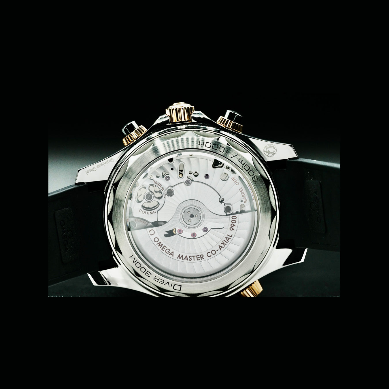 Omega 210.22.44.51.01.001 Seamaster Diver 300m Master Chronometer Chronometer Steel and Gold