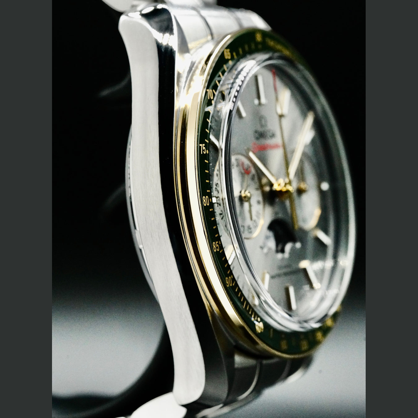 Omega 304.23.44.52.06.001 Speedmaster Moonwatch Master Chronometer Moonphase