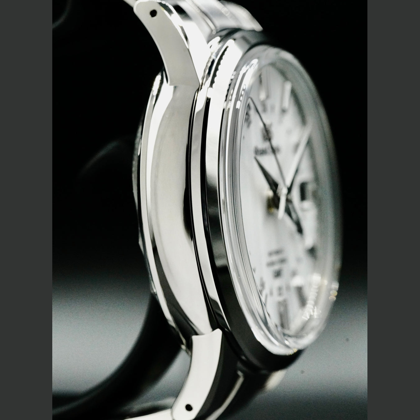 Grand Seiko SBGJ271 Yukigesho Hi-Beat 36000 GMT