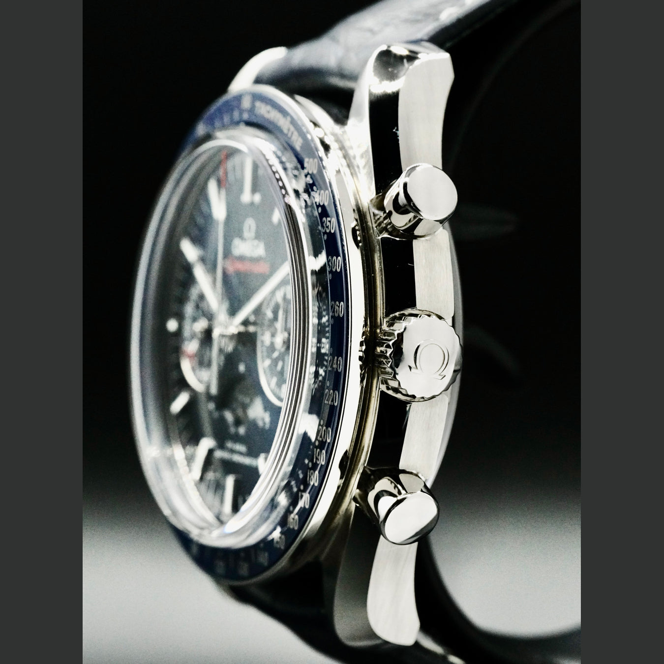 Omega 304.33.44.52.03.001 Speedmaster Moonwatch Master Chronometer Moonphase