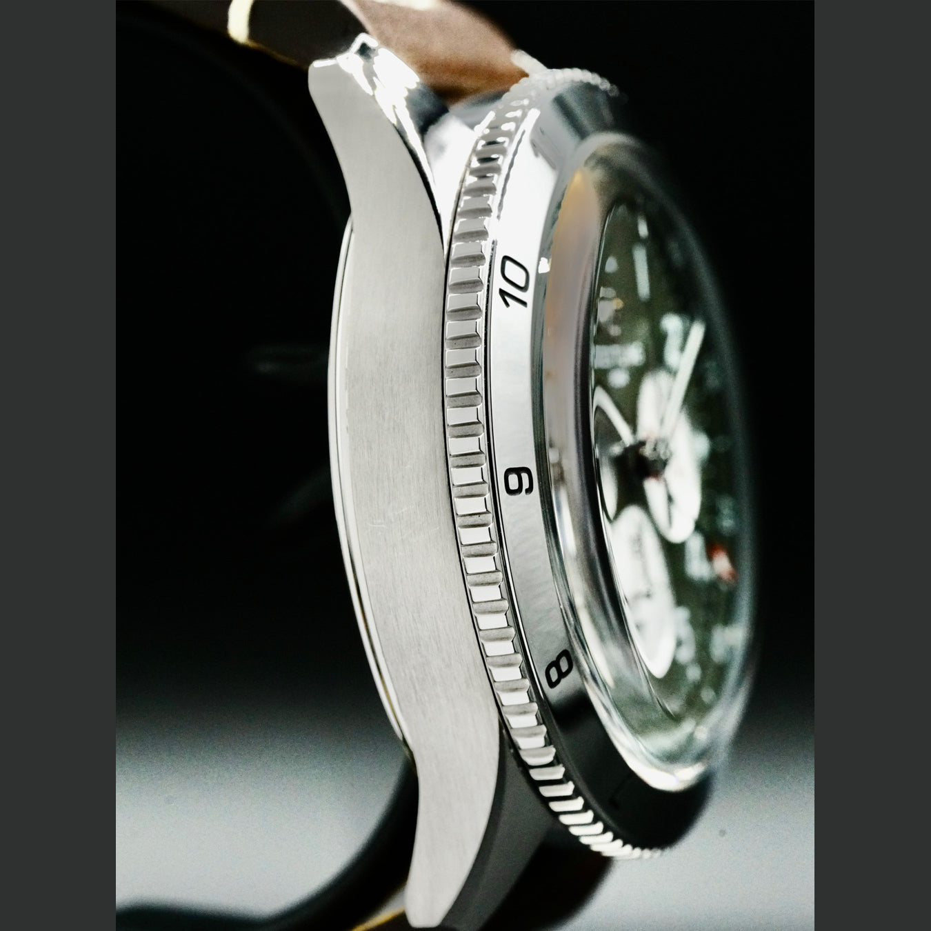 Breitling AB0445 Super Avi B04 Chronograph GMT 46