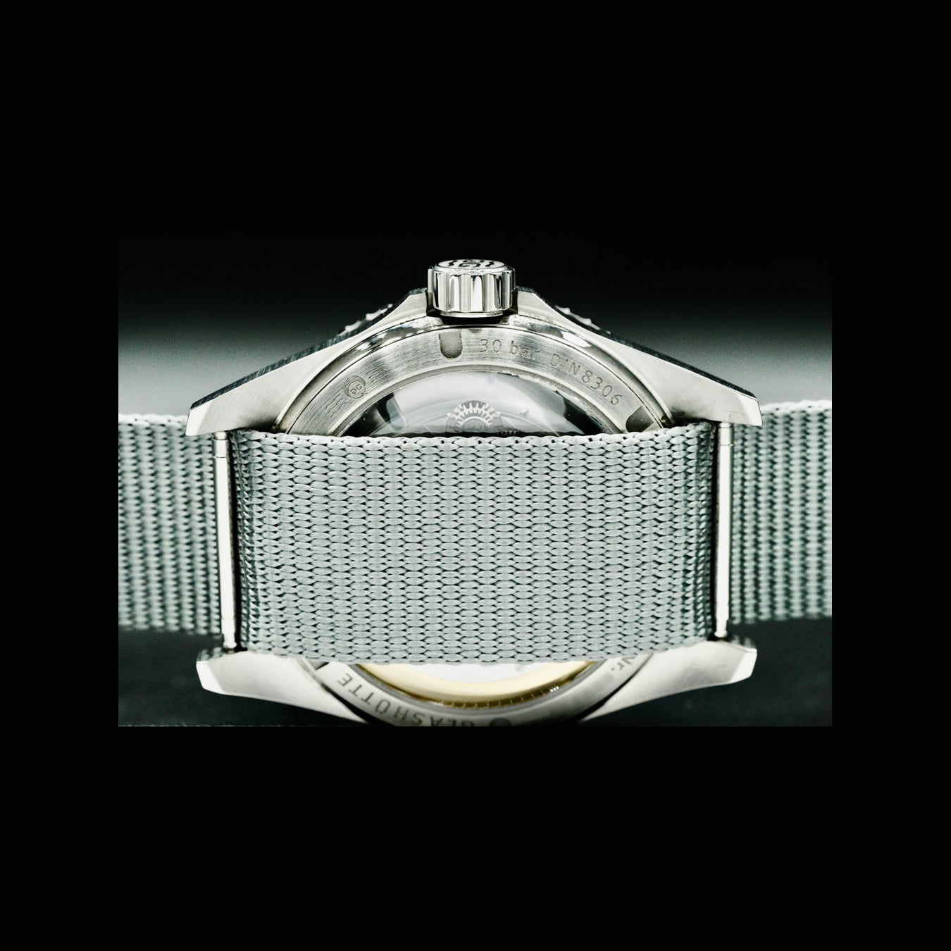 Glashütte Original 1-36-13-02-81-70 SeaQ Panorama Date