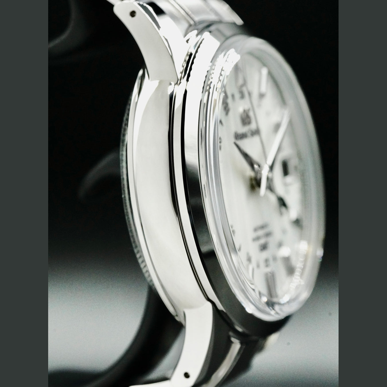 Grand Seiko SBGJ271 Yukigesho Hi-Beat 36000 GMT