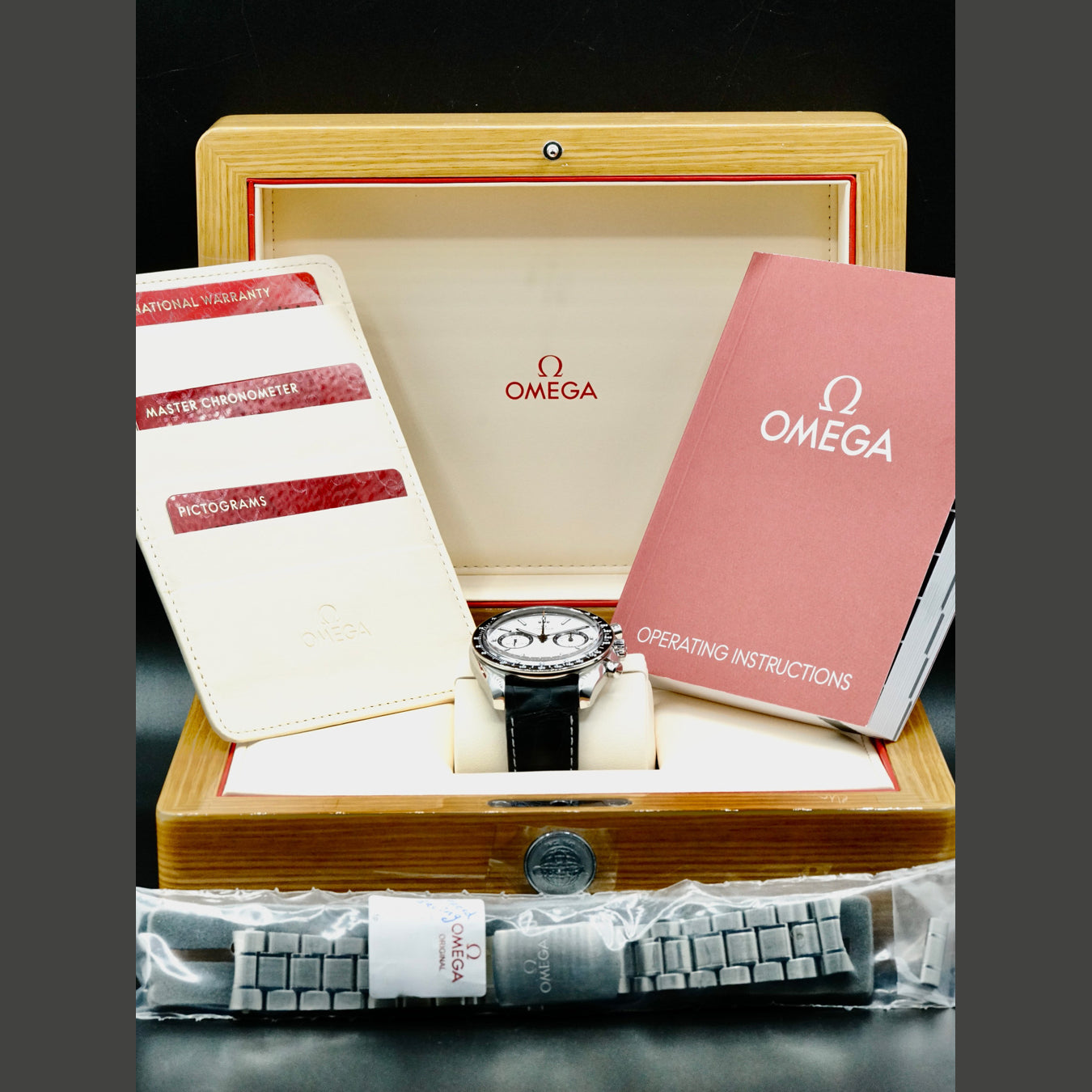 Omega 329.30.44.51.04.001 Speedmaster Co-Axial Chronograph
