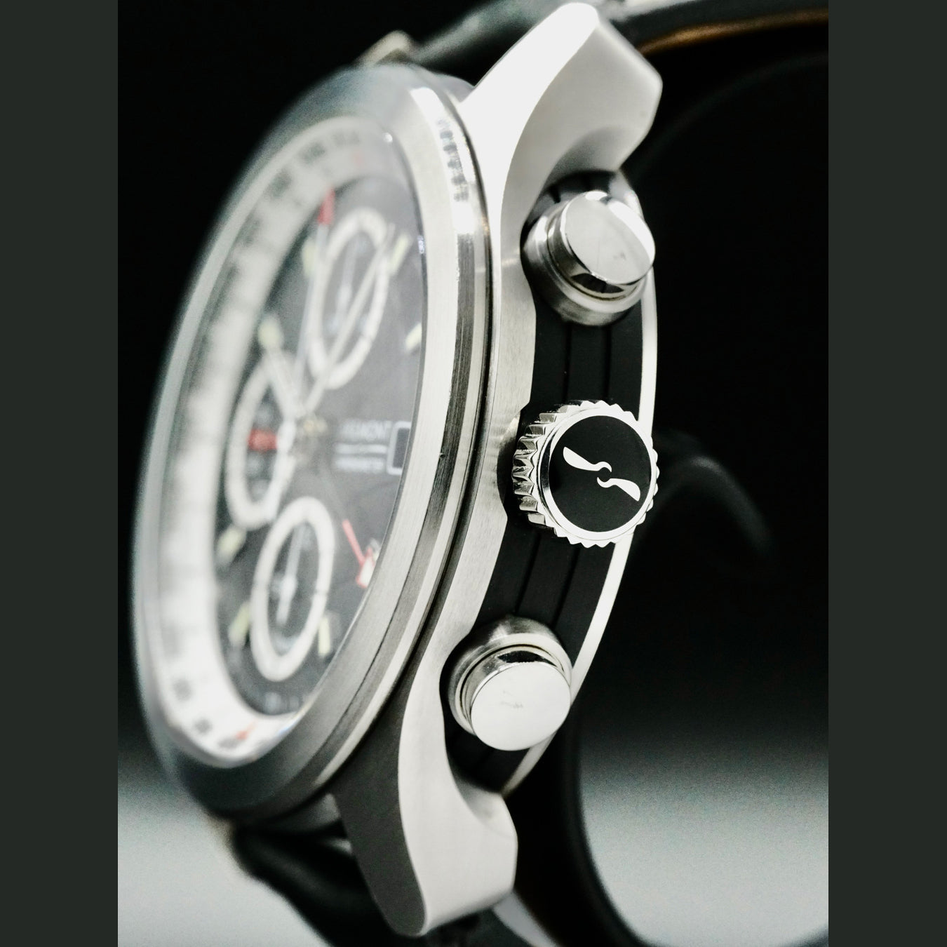 Bremont ALT1/WT/BK World Timer