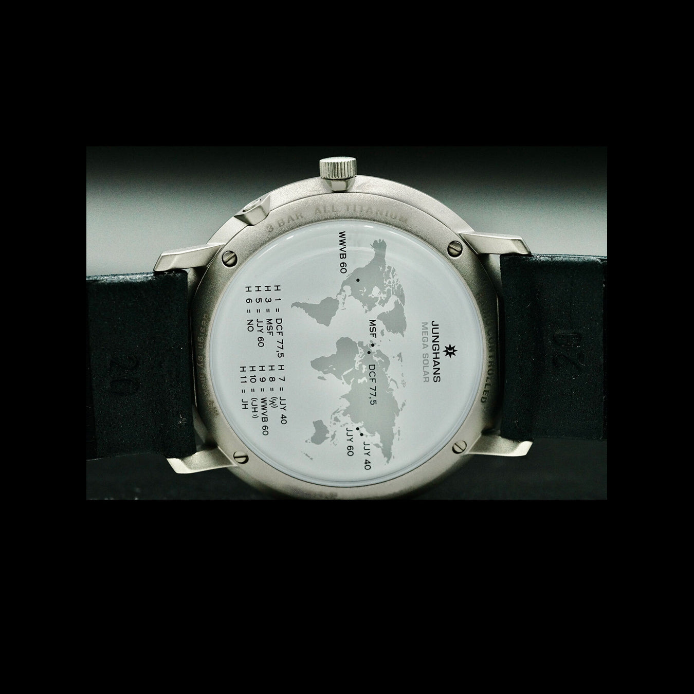 Junghans 059/2023.04 Max Bill Mega Solar