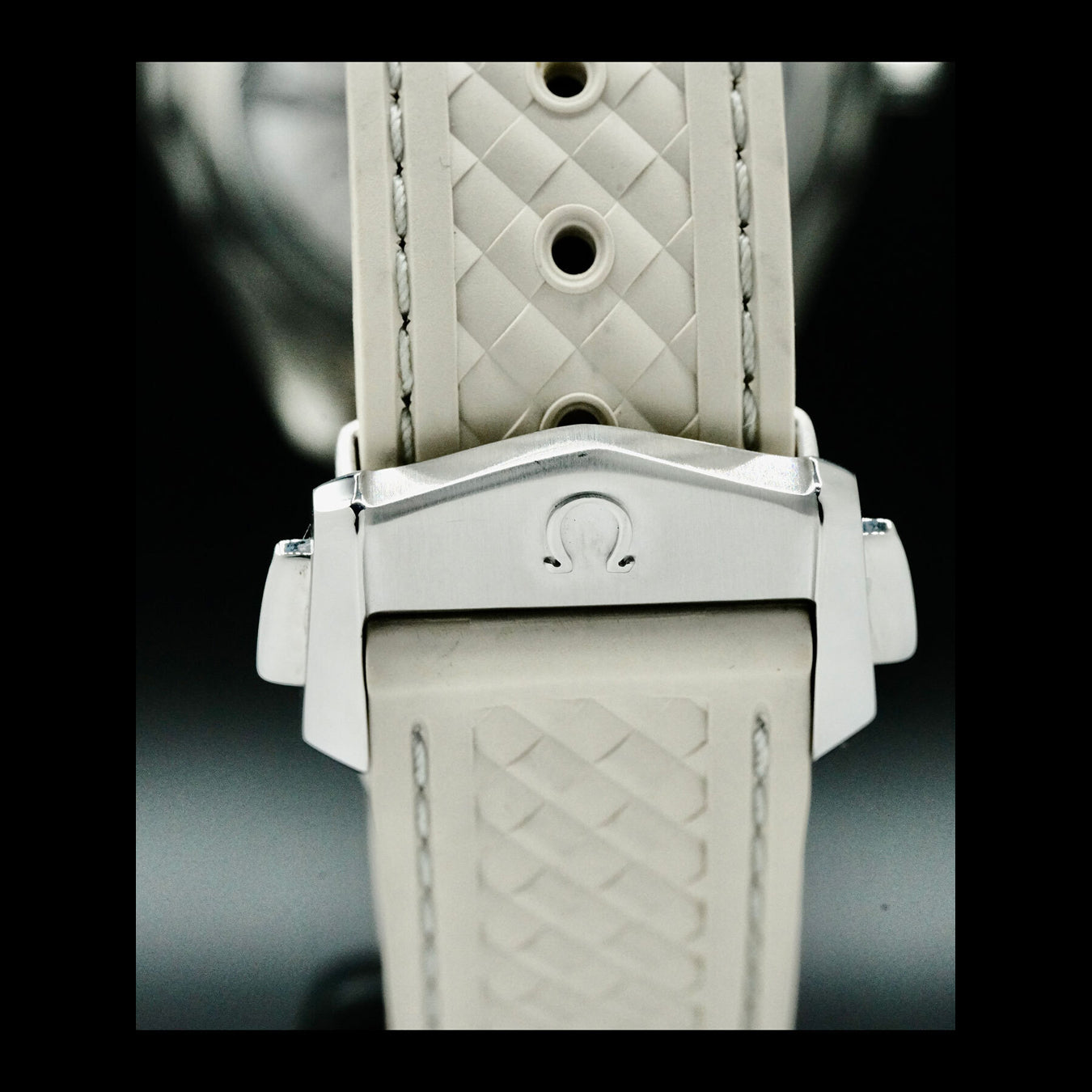 Omega 220.12.41.21.02.005 Aqua Terra 150M Small Seconds Silver Dial