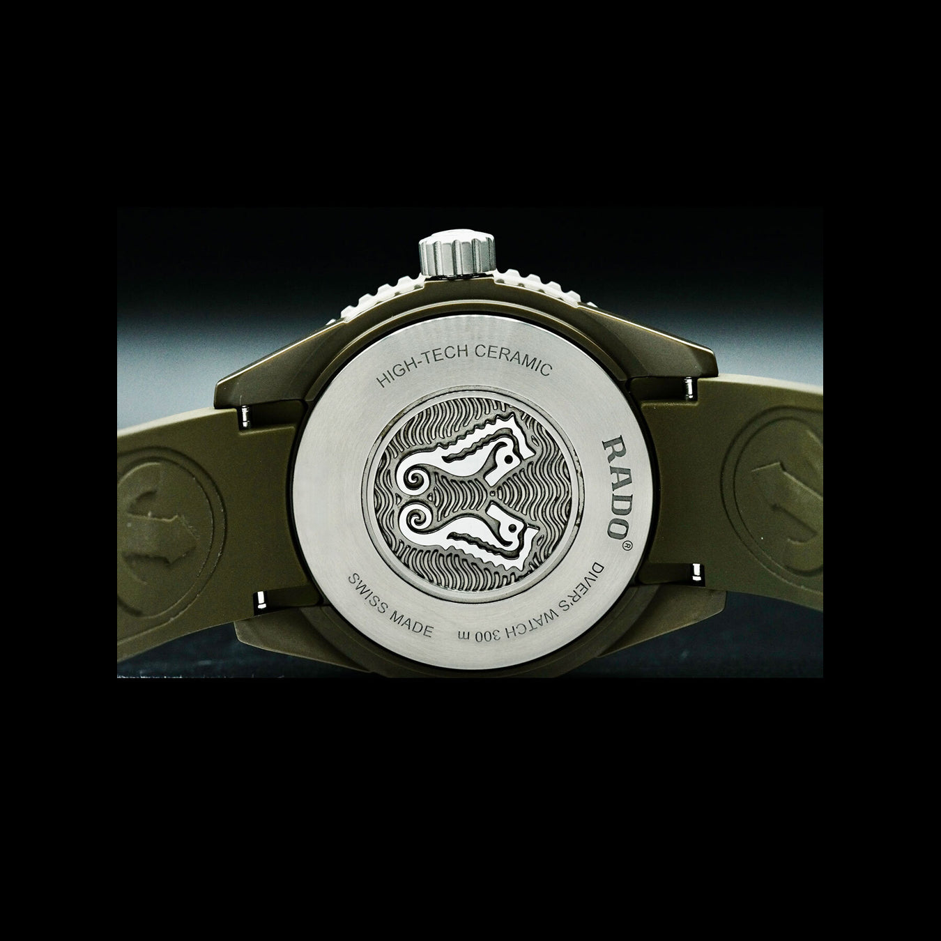 Rado Captain Cook R32130318 High-Tech Ceramic Diver