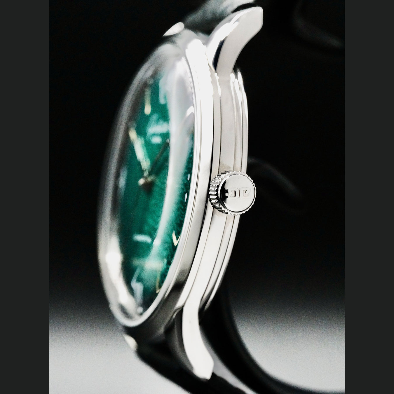 Glashütte Original 1-39-52-03-02-04 Sixties Green Dial
