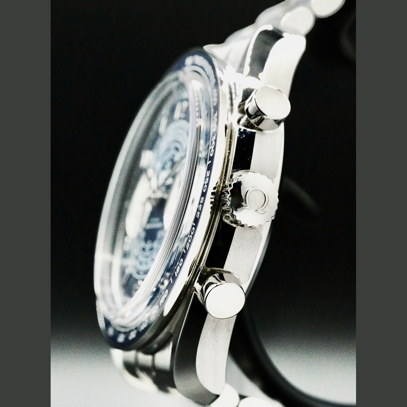 Omega 329.30.43.51.03.001 Speedmaster Chronoscope 43mm Blue Dial on Bracelet