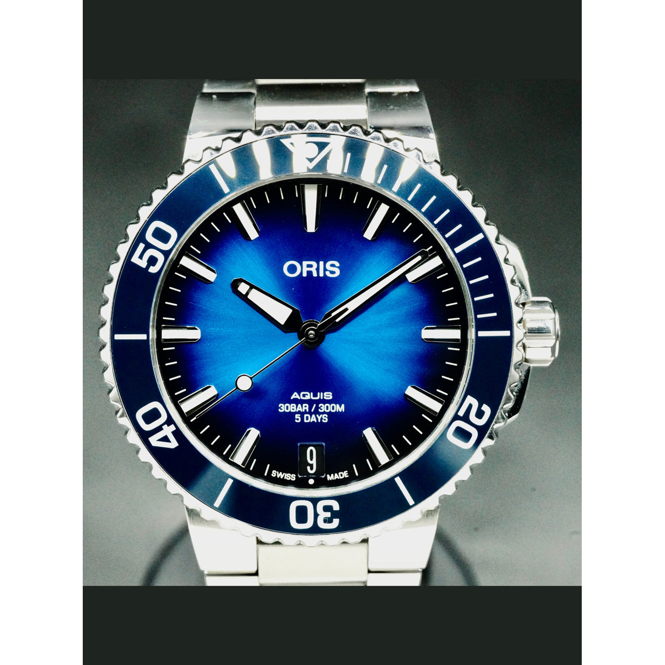 Oris 01 400 7769 4135 Aquis Blue Dial