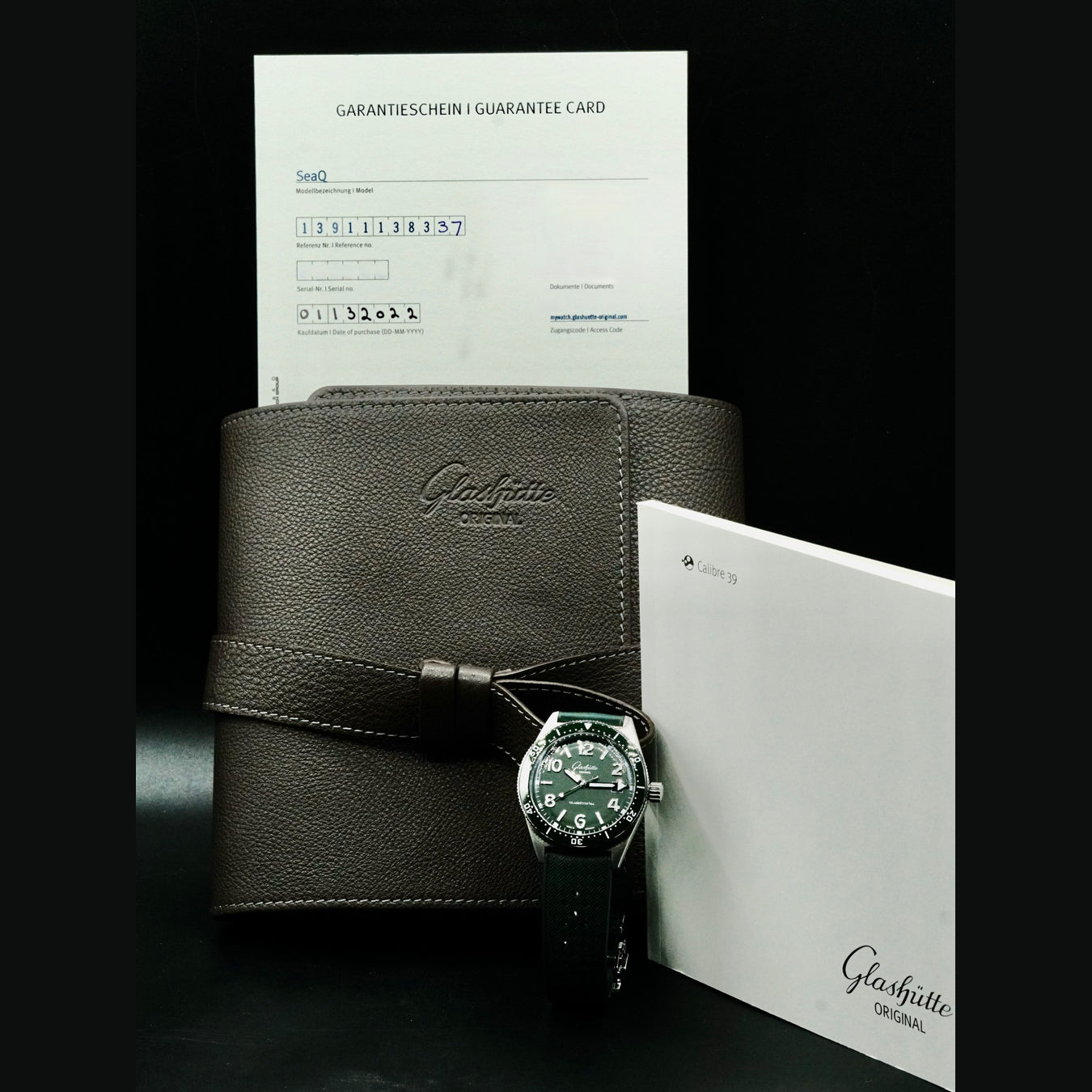 Glashütte Original 1-39-11-13-83-37 SeaQ Stainless Steel Green Dial Green Rubber Strap