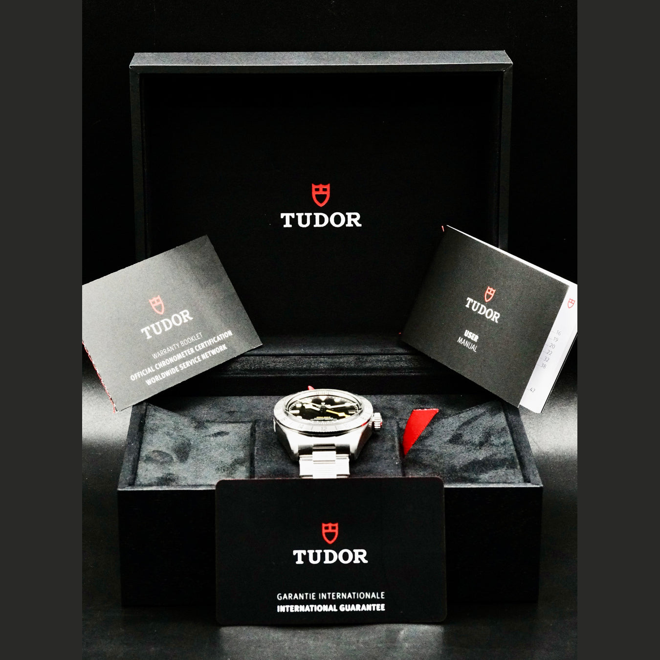 Tudor M79470 Black Bay Pro