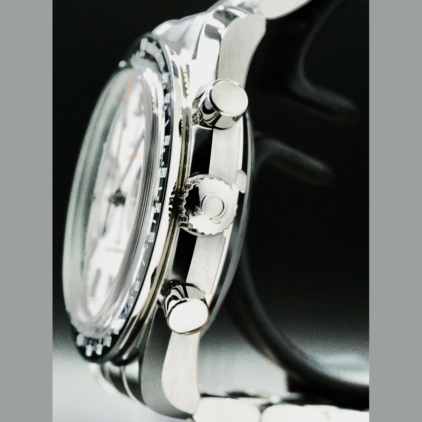 Omega 329.30.44.51.04.001 Speedmaster Co-Axial Chronograph