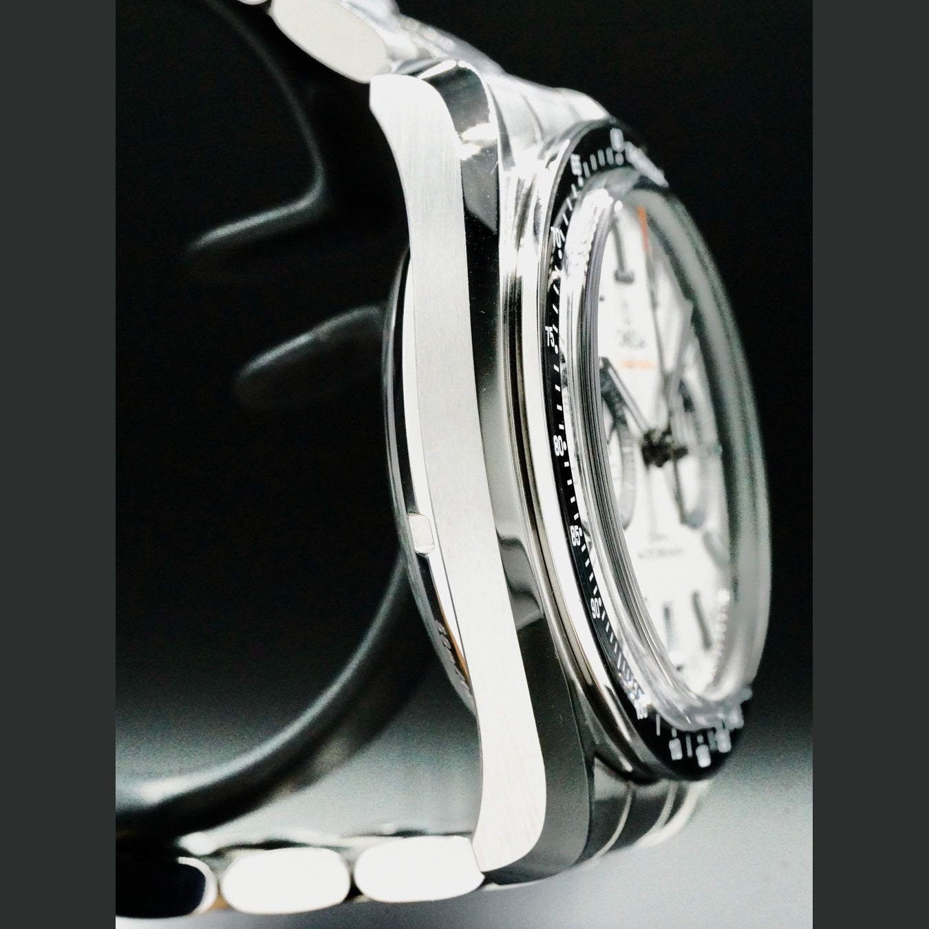 Omega 329.30.44.51.04.001 Speedmaster Co-Axial Chronograph