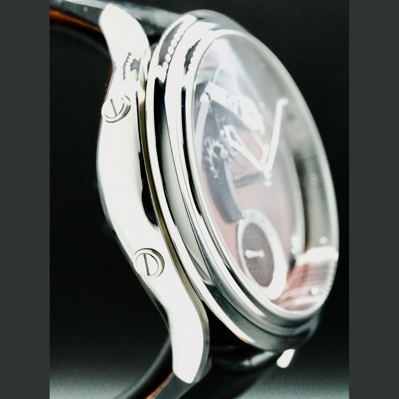 Manufacture Royale 1170 Red Dial Voltige Steel