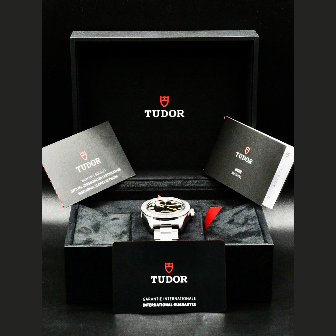 Tudor M79470 Black Bay Pro
