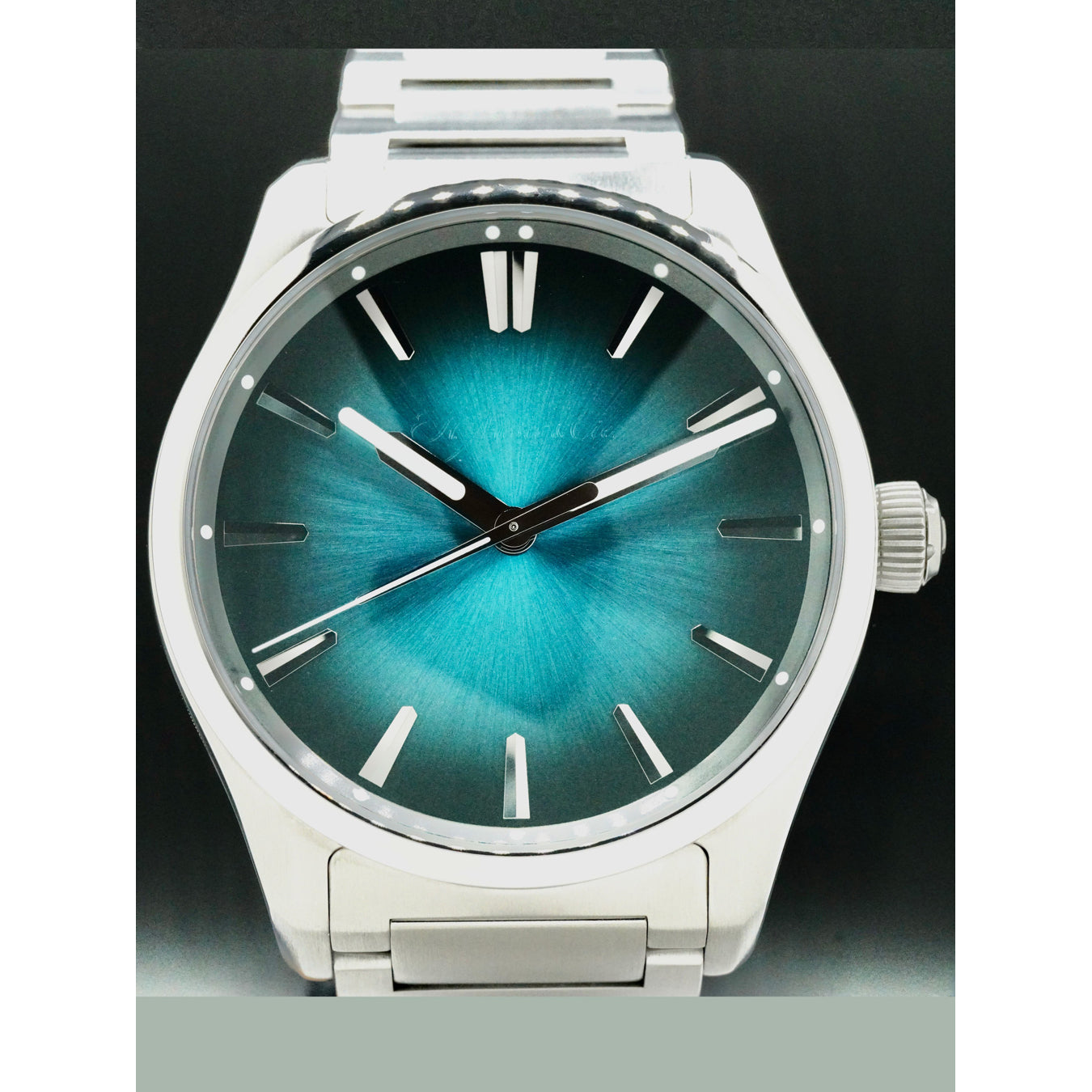 H. Moser and Cie. 3200-1214 Pioneer Centre Seconds Mega Cool