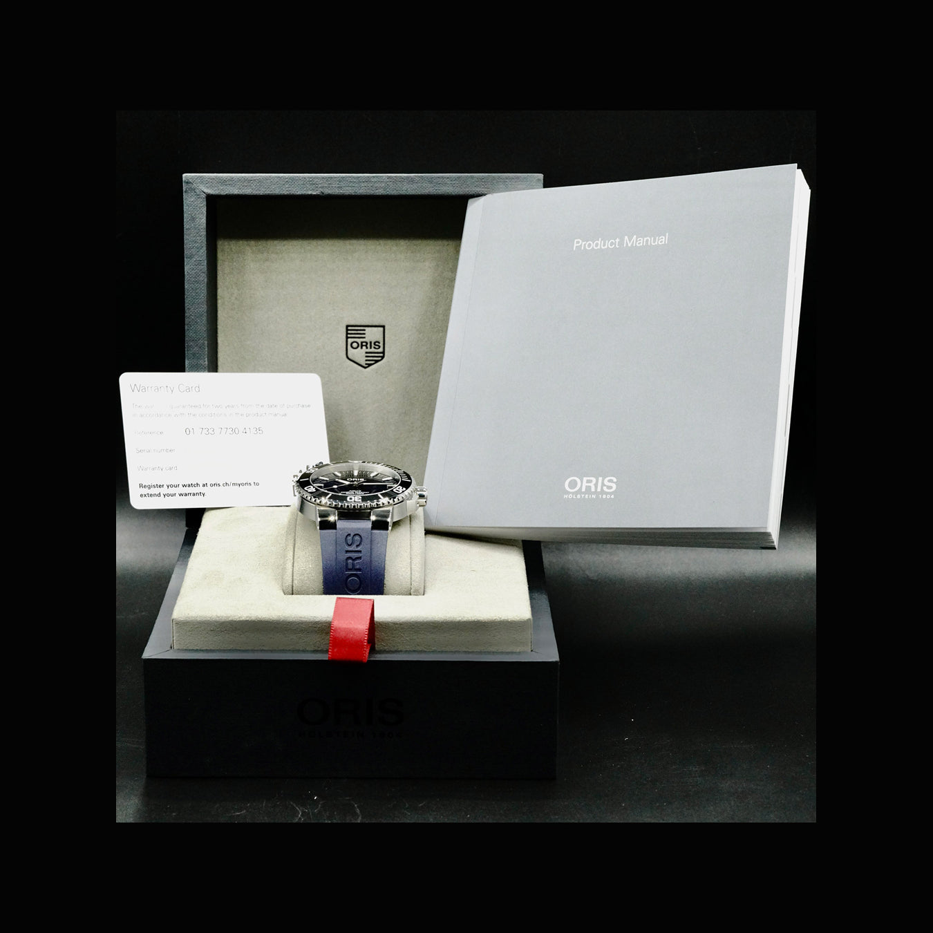 Oris 01 733 7730 4135-07 4 24 65EB Aquis Date Blue Dial on Blue Rubber Strap