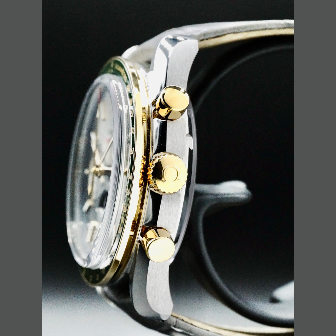 Omega 304.23.44.52.06.001 Speedmaster Moonwatch Master Chronometer Moonphase