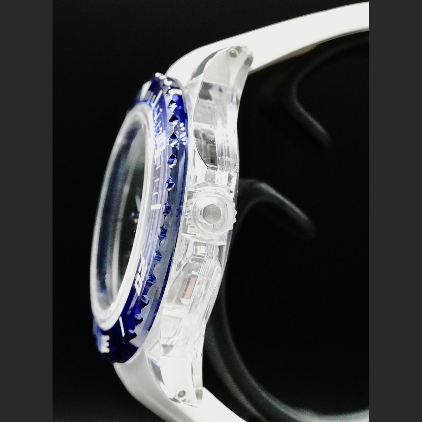 Artya Diver Crystal Skeleton Blue Bezel