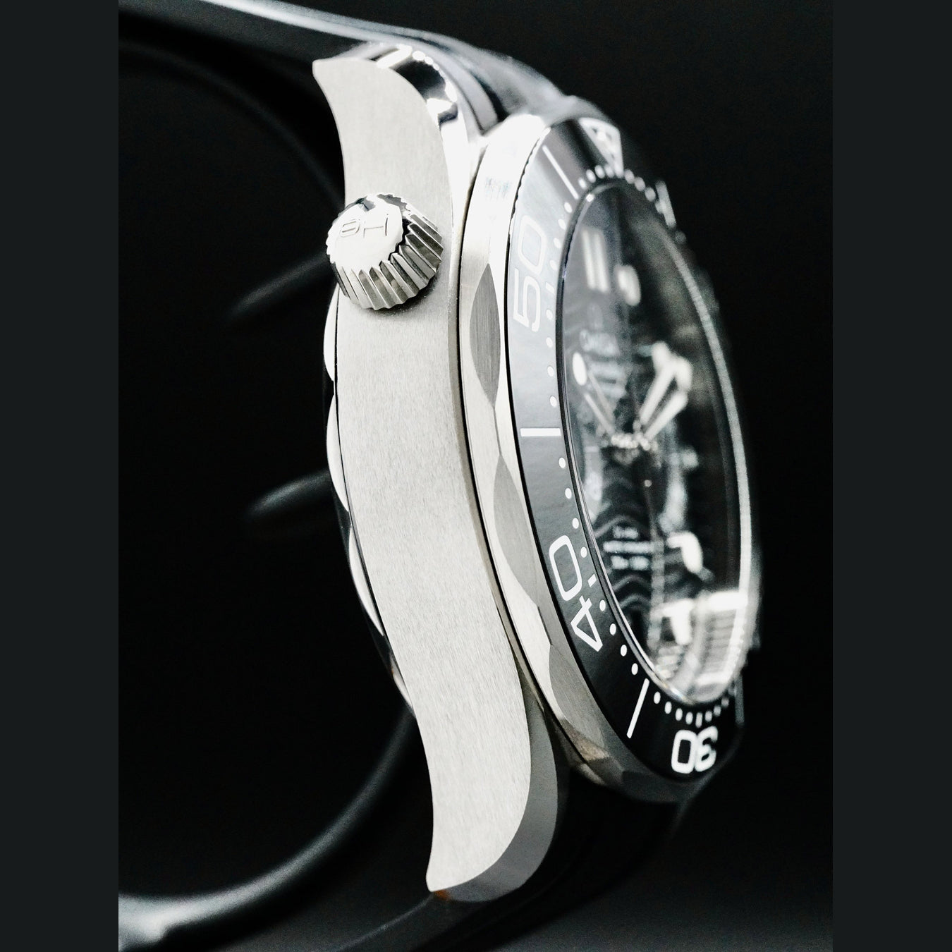Omega 210.30.44.51.01.001 Seamaster Diver 300M Chronograph