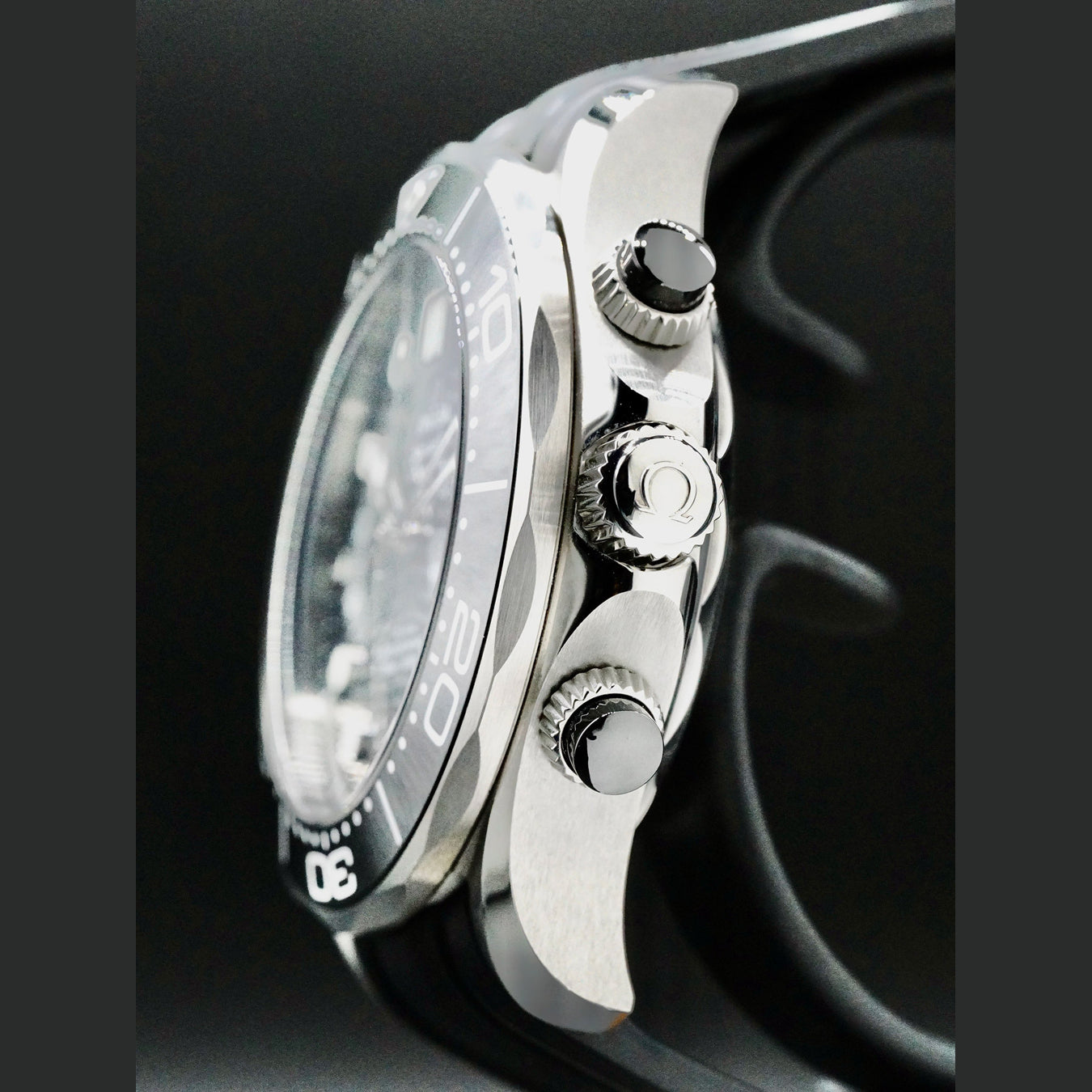 Omega 210.30.44.51.01.001 Seamaster Diver 300M Chronograph