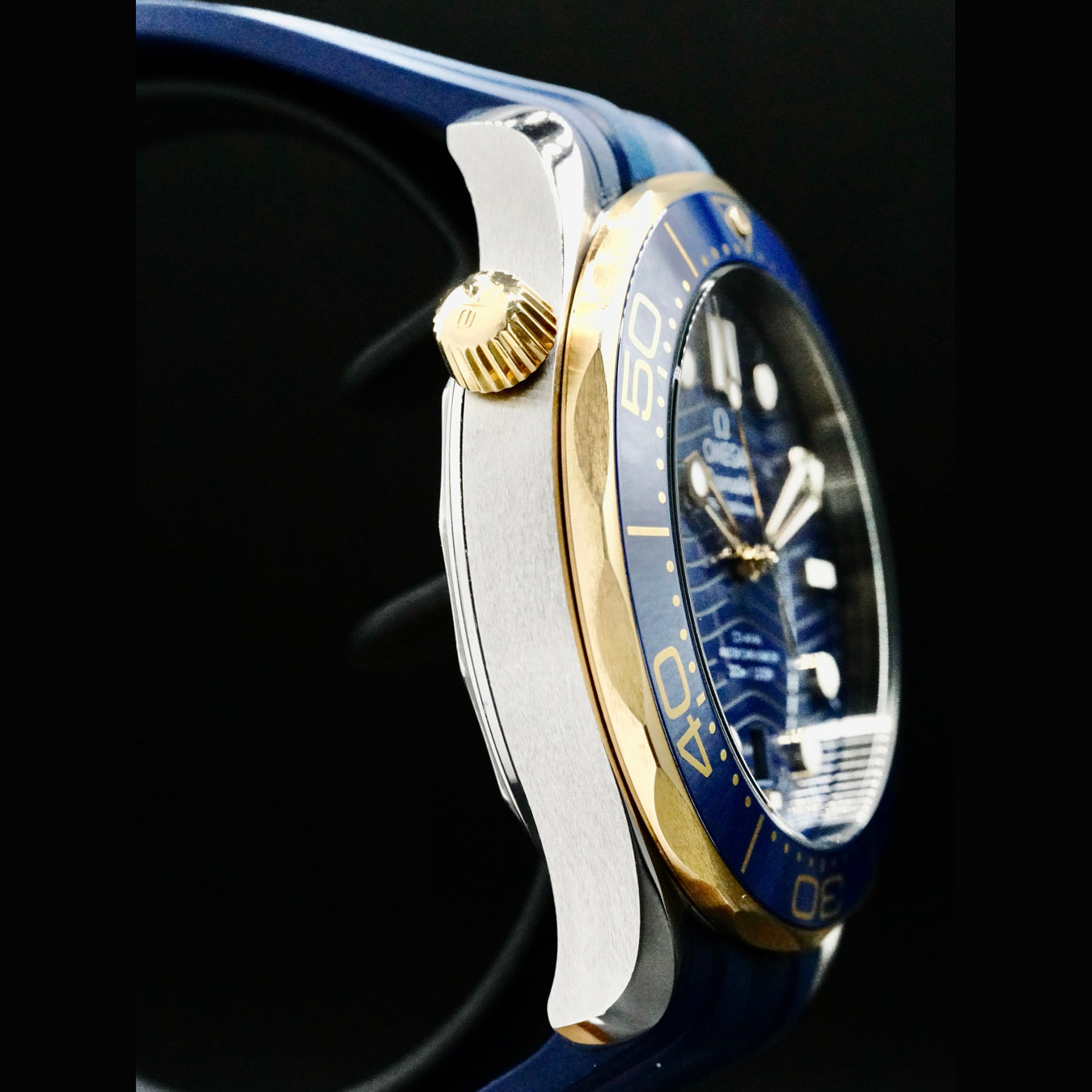 Omega 210.22.42.20.03.001 Seamaster Diver 300M Co-Axial Master Chronometer Steel Yellow Gold on Strap